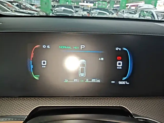 BYD Song Pro — Фото автомобиля 11