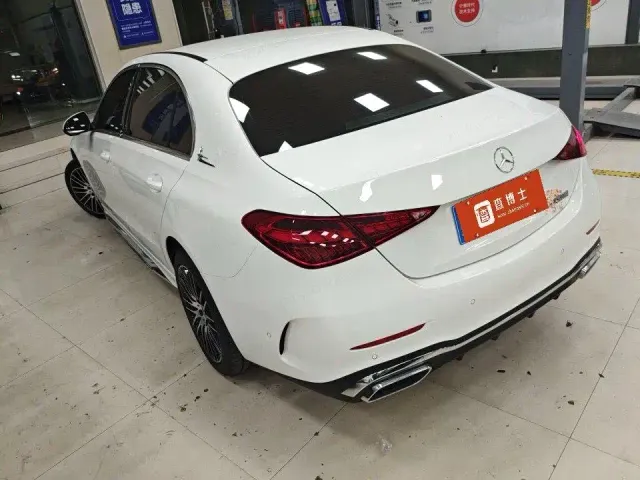 Mercedes-Benz C-Class — Фото автомобиля 6