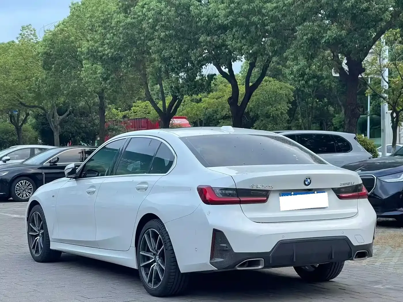 BMW BMW 3 Series 2023 325Li M Sport Package — Фото автомобиля 4