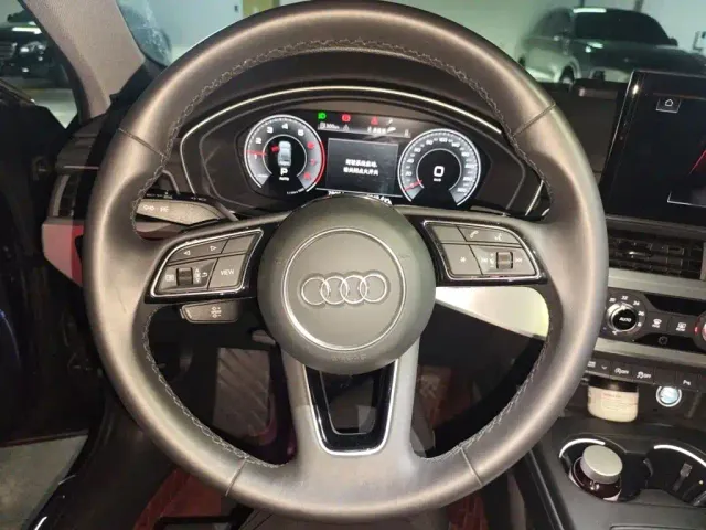 Audi A4L — Фото автомобиля 6