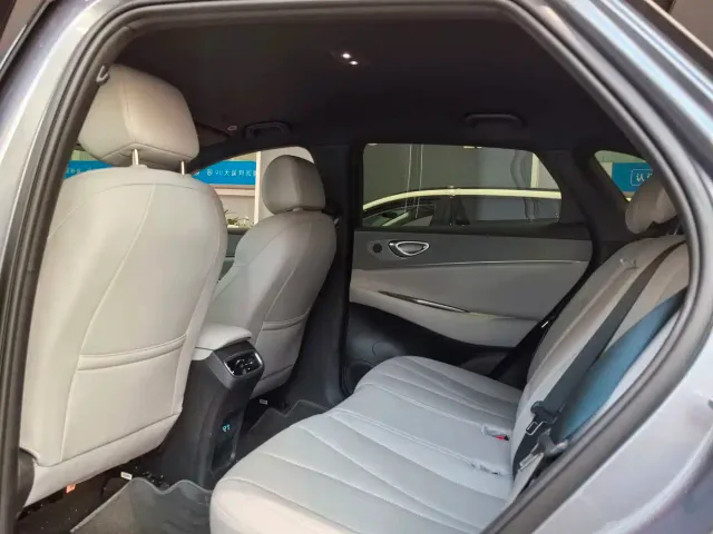 BYD Sealion 06 — Фото автомобиля 5
