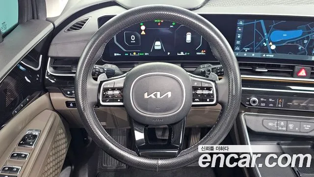 Kia Carnival Generation 4 — Фото автомобиля 22