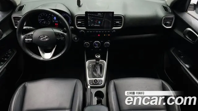 Hyundai Venue — Фото автомобиля 7