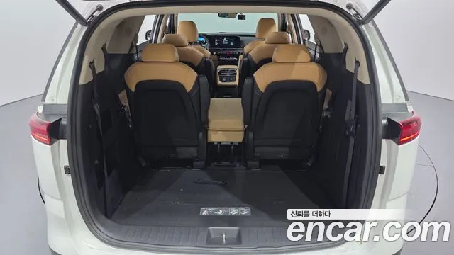 Kia Carnival 4th Gen — Фото автомобиля 22