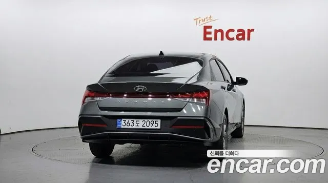 Hyundai AVANTE Новый Avante (CN7) — Фото автомобиля 4