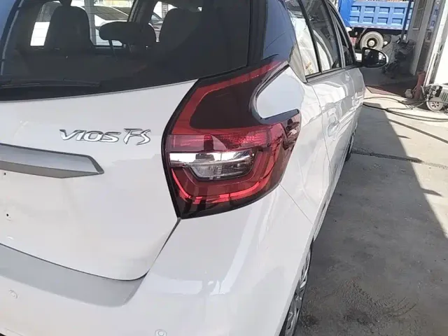 Toyota Vios FS — Фото автомобиля 7