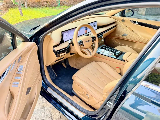 Genesis G80 — Фото автомобиля 3