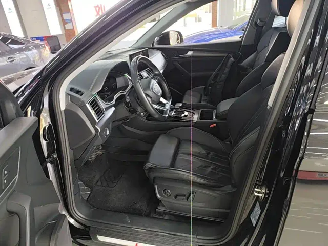 Audi Q5L — Фото автомобиля 15