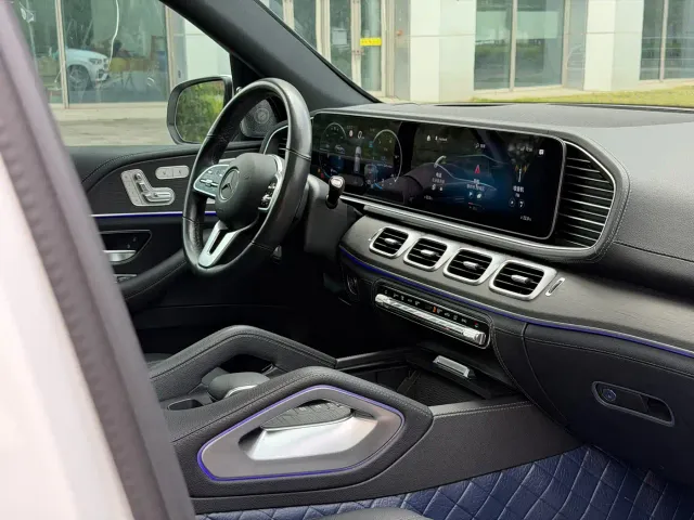 Mercedes-Benz GLE-Class — Фото автомобиля 25