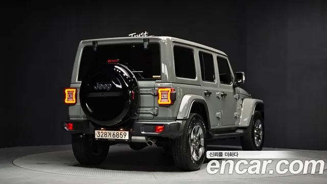 Jeep Wrangler Wrangler (JL) 2.0 Overland 4 двери — Фото автомобиля 2