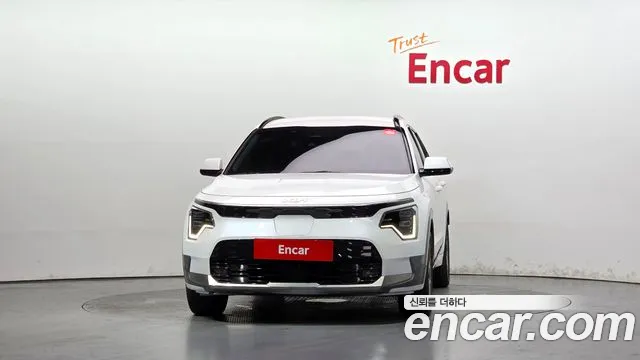 Kia Niro — Фото автомобиля 3