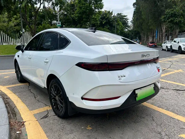 BYD Qin PLUS — Фото автомобиля 4