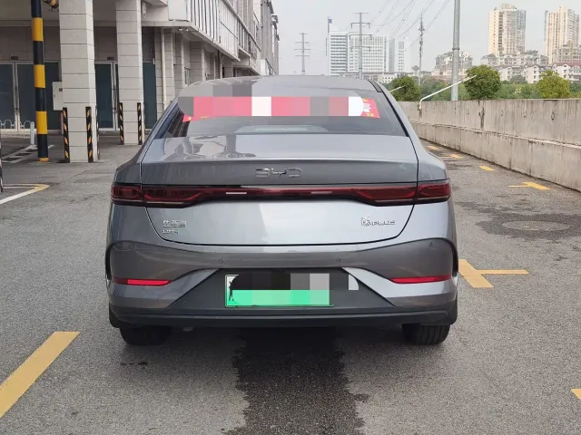 BYD Qin PLUS — Фото автомобиля 10