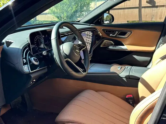 Mercedes-Benz E-Class — Фото автомобиля 9