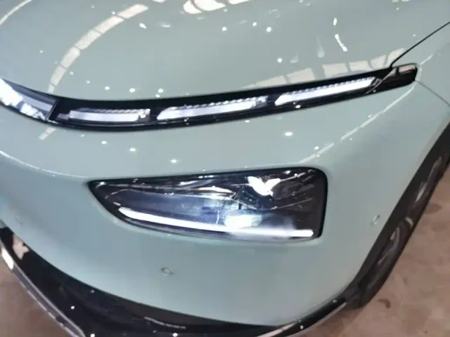 Xpeng G3 — Фото автомобиля 23