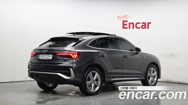 Audi Q3 35 TDI quattro Premium Sportback — Фото автомобиля 2