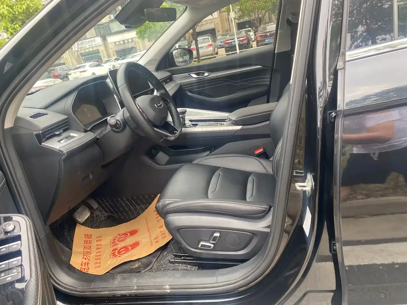 Geely Xing Rui 2023 1.5TD Kunlun Edition — Фото автомобиля 3