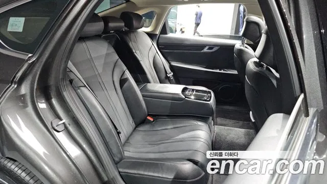 Genesis G80 Бензин 2.5 турбо AWD — Фото автомобиля 11