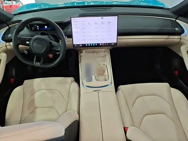Xiaomi SU7 — Фото автомобиля 9