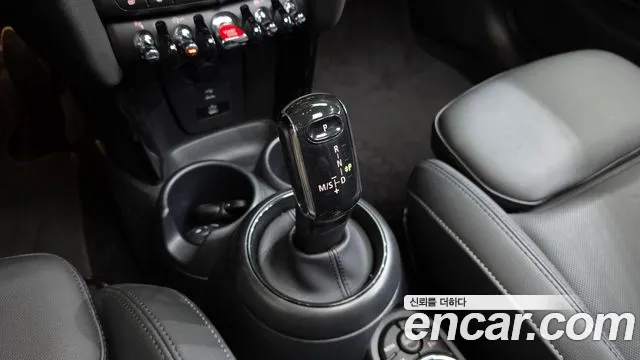 Mini Cooper Cooper Classic Plus — Фото автомобиля 9