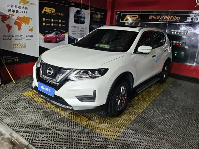 Фотография автомобиля — Nissan X-Trail