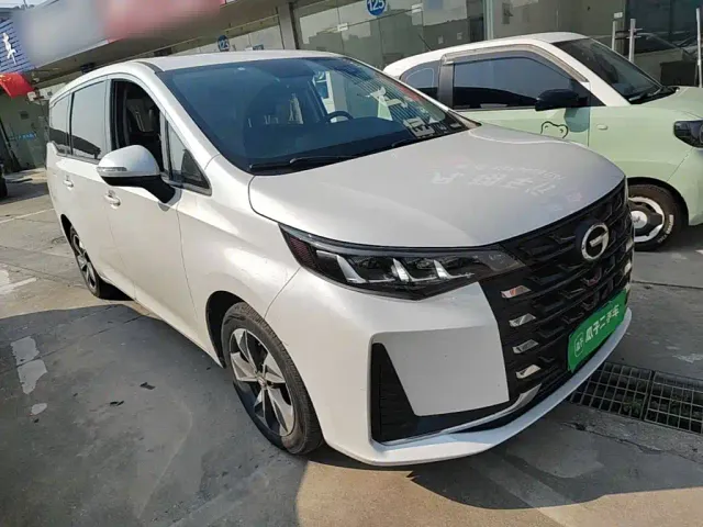 GAC Trumpchi M6 — Фото автомобиля 3