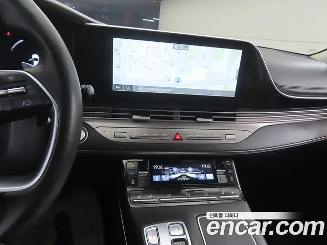 Hyundai Grandeur Grandeur (New) — Фото автомобиля 10
