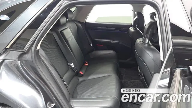 Hyundai Grandeur GN7 — Фото автомобиля 11