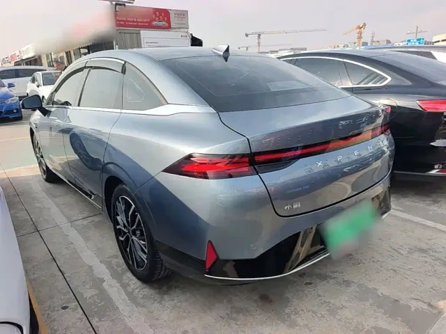 Xpeng P5 — Фото автомобиля 4