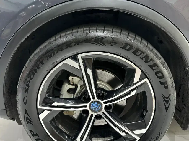 BYD Tang — Фото автомобиля 9