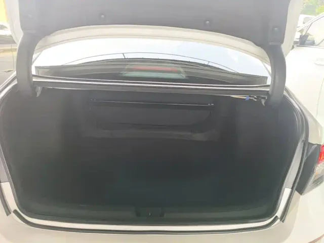 Honda Civic — Фото автомобиля 18