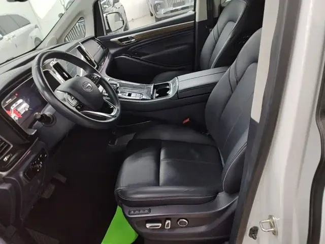 GAC Trumpchi M8 — Фото автомобиля 14