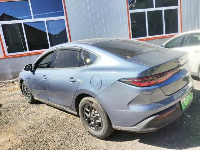 BYD Seal 05 DM-i — Фото автомобиля 5