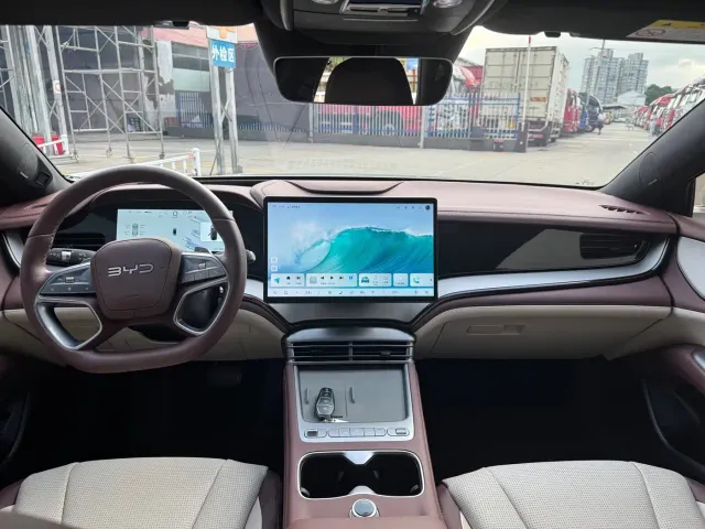 BYD Seal 07 DM-i — Фото автомобиля 16