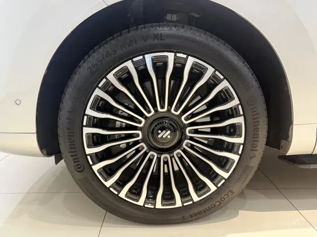 IM Motors LS8 — Фото автомобиля 25