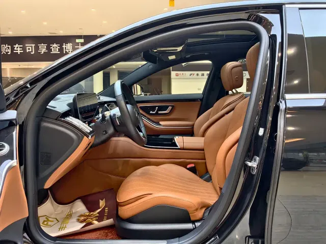 Mercedes-Benz S-Class — Фото автомобиля 6