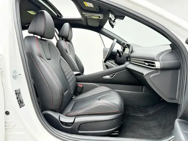 Hyundai Elantra — Фото автомобиля 8