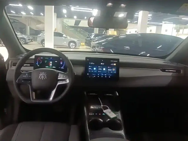 BYD Qin PLUS — Фото автомобиля 9