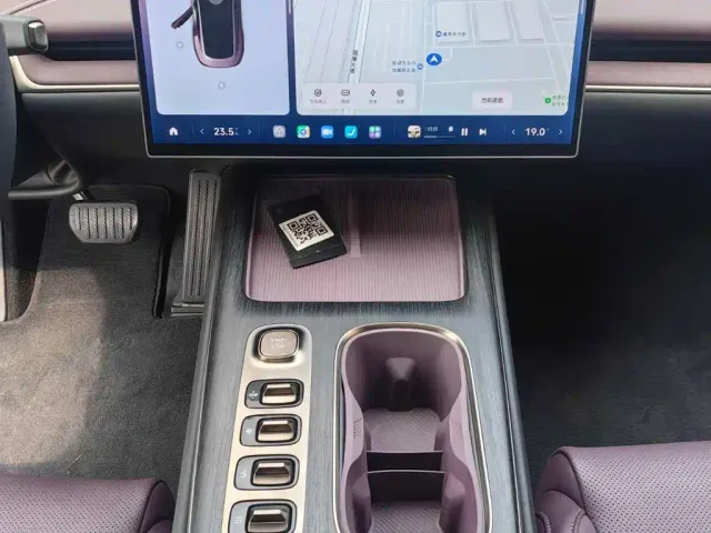 Xiaomi SU7 — Фото автомобиля 10