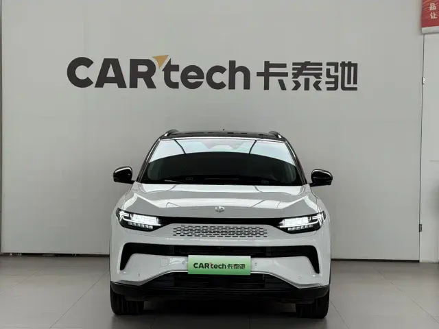 Leapmotor C11 — Фото автомобиля 3