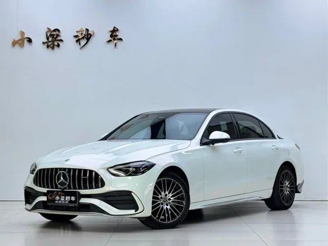 Фотография автомобиля — Mercedes-Benz C-Class