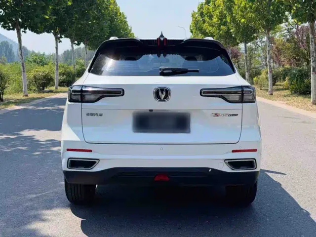 Changan CS55 Plus — Фото автомобиля 9
