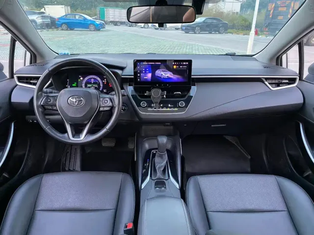 Toyota Corolla — Фото автомобиля 4
