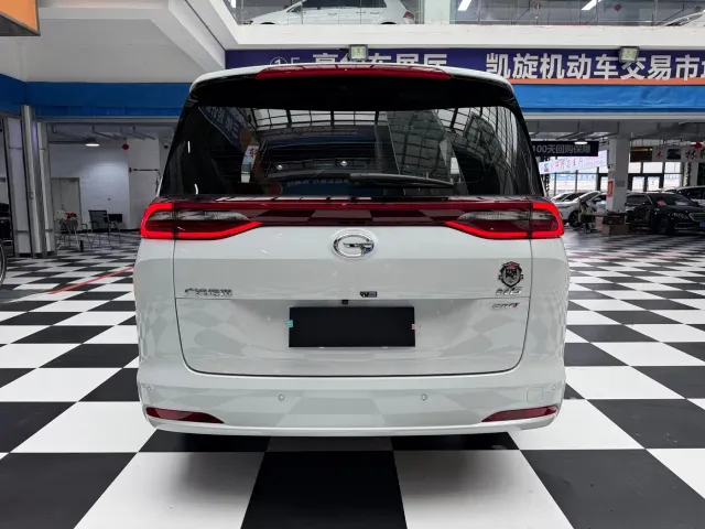 GAC Trumpchi M6 — Фото автомобиля 19