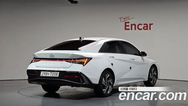 Hyundai AVANTE Новый Avante (CN7) — Фото автомобиля 2