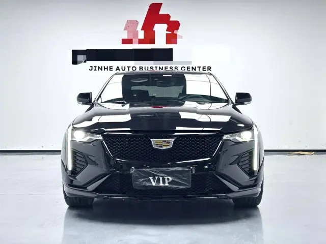 Cadillac CT4 — Фото автомобиля 2
