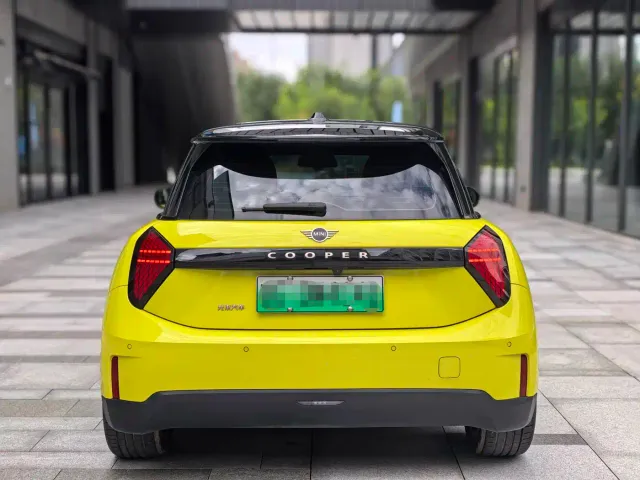 MINI Cooper — Фото автомобиля 6
