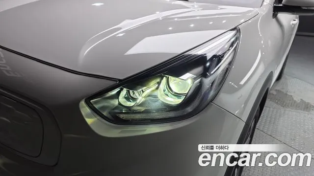 Kia Niro Niro Plus Air — Фото автомобиля 22