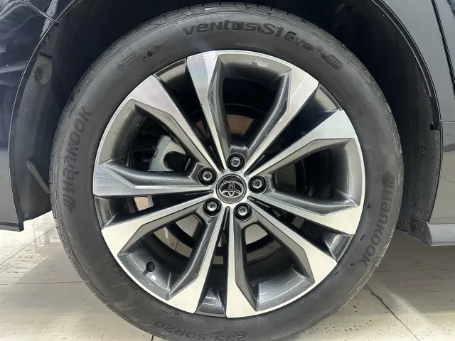 Toyota Granvia — Фото автомобиля 20