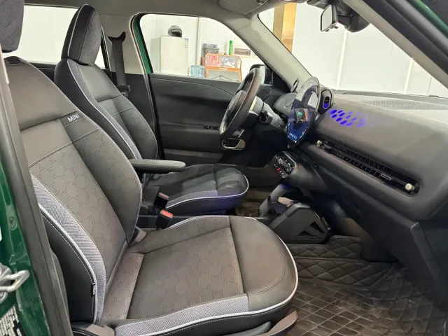 MINI Electric MINI ACEMAN — Фото автомобиля 7